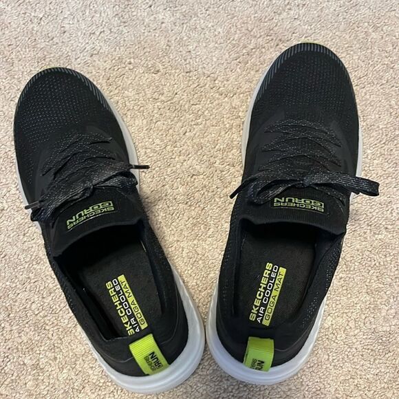 SKECHERS MENS SIZE 8.5 GO RUN HYPER BURST SHOES - Picture 5 of 7